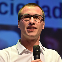 Adrian Arribas Butterini