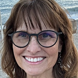 Elizabeth Baron