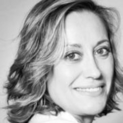 Maria Luisa García Guardia