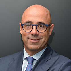 Luis Lázaro