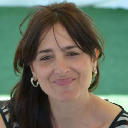 Carmen León Bertrand