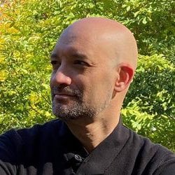 Tomás Llorente