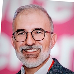 Víctor Osuna Carmona