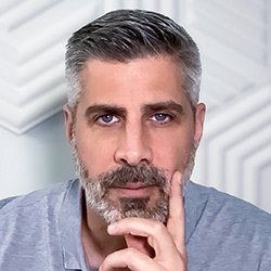 Julio Prada