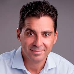 Isidro Velis