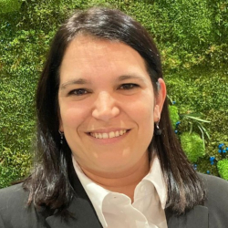 Carina Lourdes Viglietti