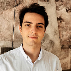 Román Zamora